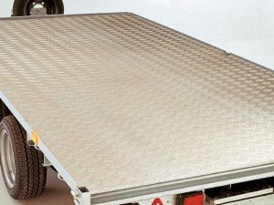 ALUMINIUM TREADPLATE FLOOR